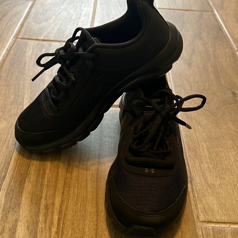 Boys Under Armour Running Shoes